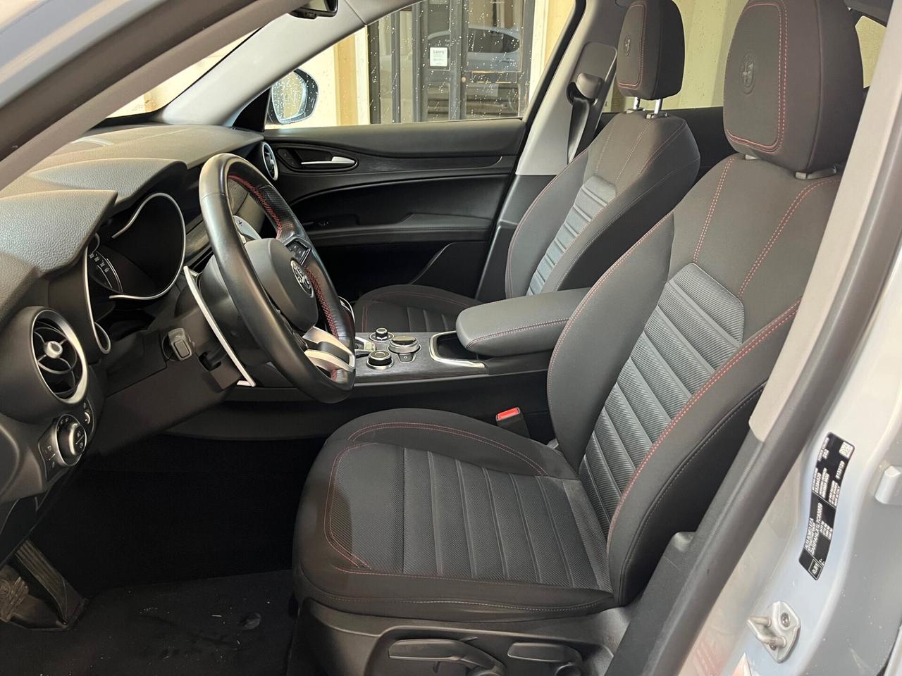 Alfa Romeo Stelvio 2.2 Turbodiesel 190 CV AT8 Q4 Business