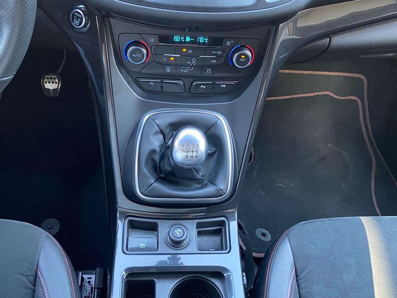 Ford Kuga ST Line 1.5 EcoBoost #11356