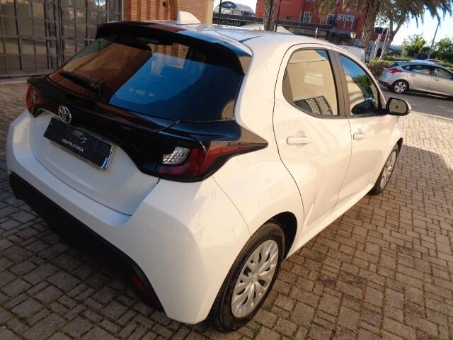 Toyota Yaris 1.0 5 porte Active 72 cv NESSUN VINCOLO DI FINANZIAMENTO