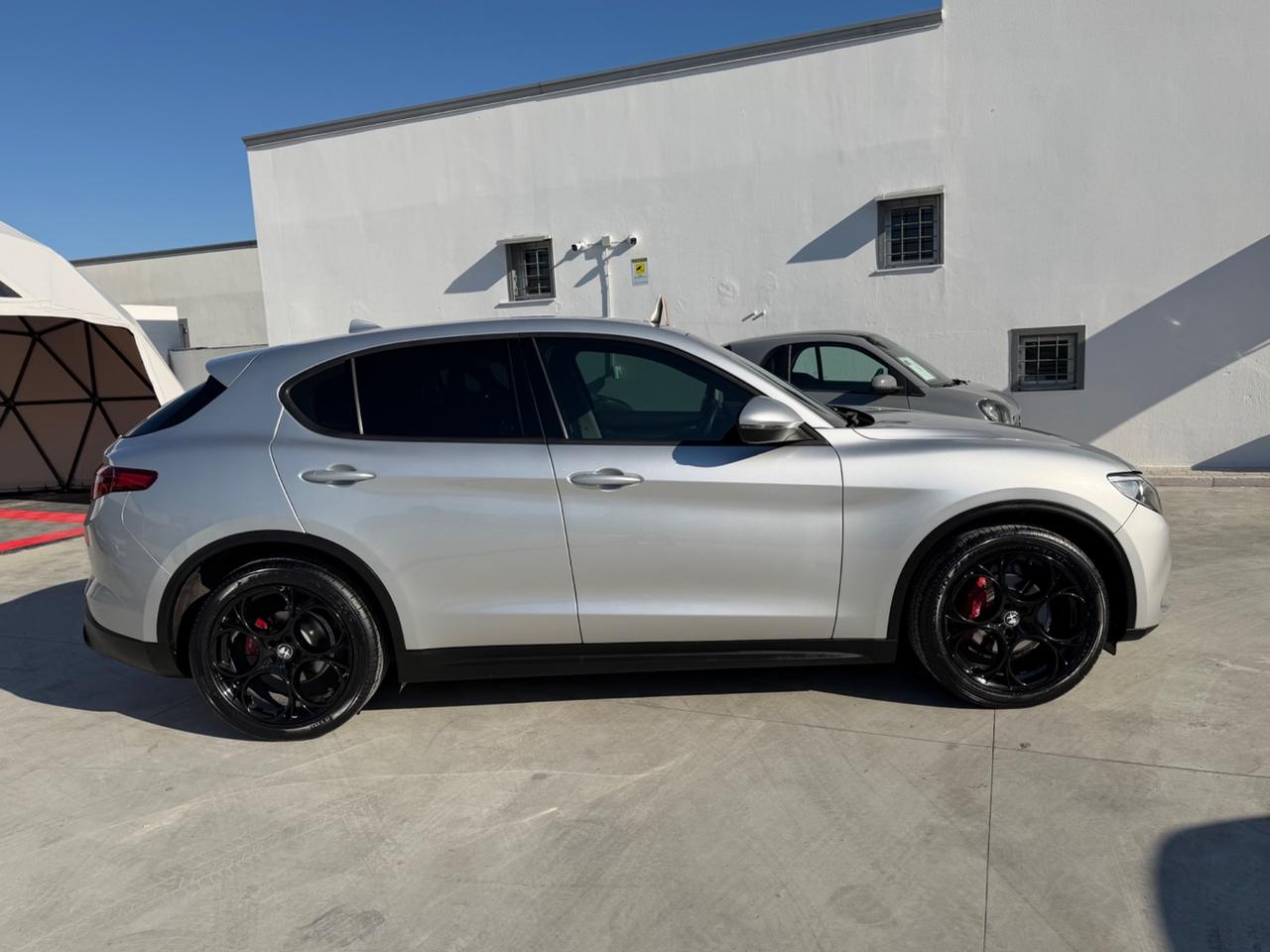 Alfa Romeo Stelvio 2.2 Turbodiesel 160 CV AT8 Q4 Business