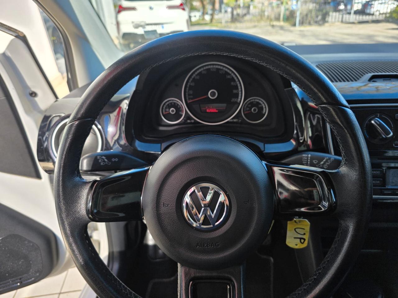 Volkswagen up! 1.0 75 CV 5p. high
