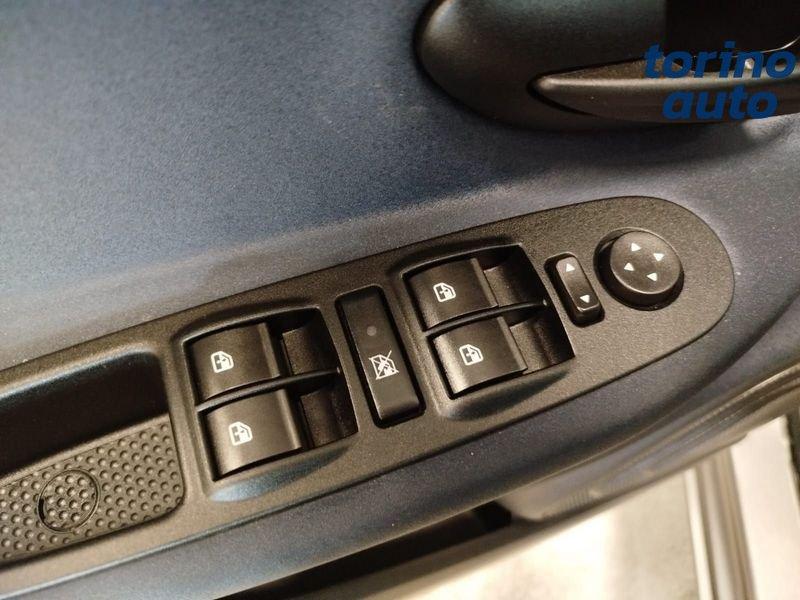 Lancia Ypsilon Ypsilon 1.0 FireFly 5 porte S&S Hybrid Platino