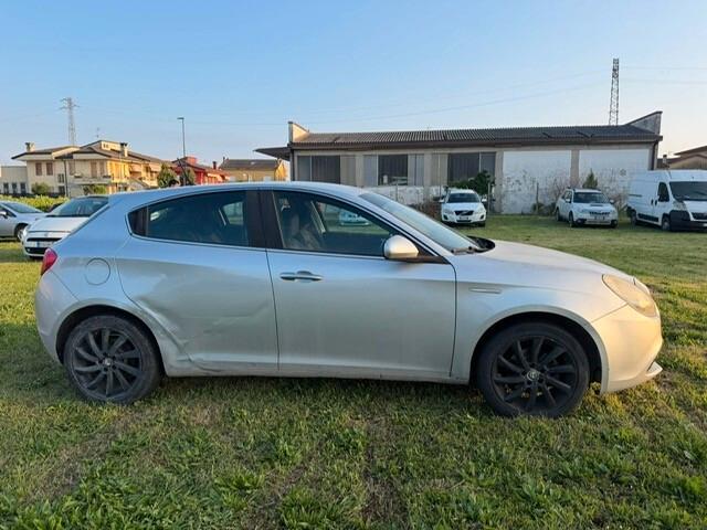 Alfa Romeo Giulietta 2.0 JTDm-2 140 CV Exclusive