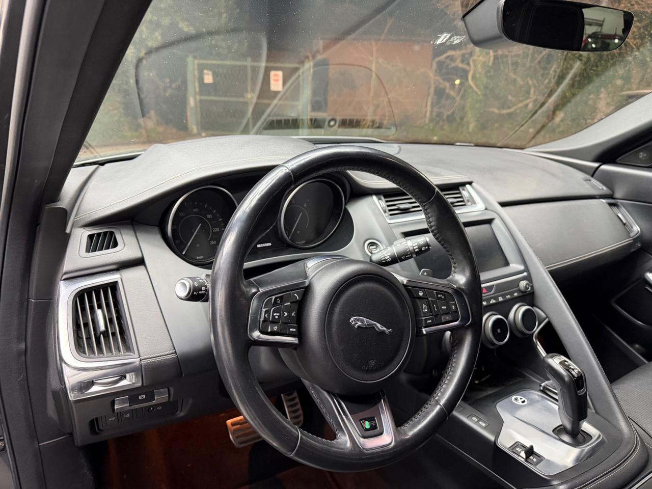 Jaguar E-Pace 2.0D 180 CV AWD R-Dynamic S