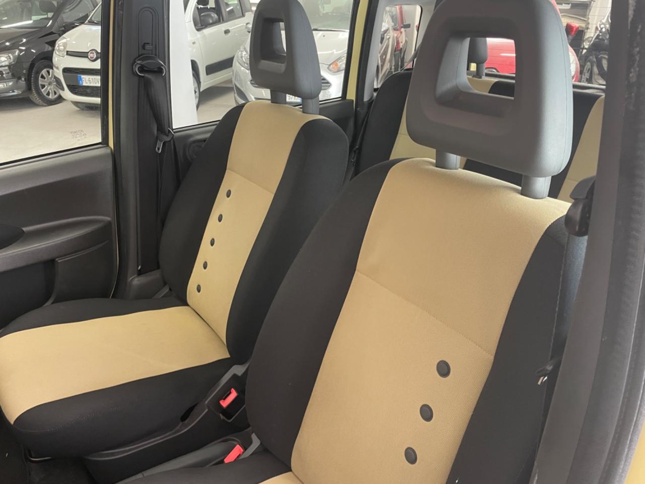 Fiat Panda 1.2 69 cv Dynamic km 57.000 Pari al nuovo