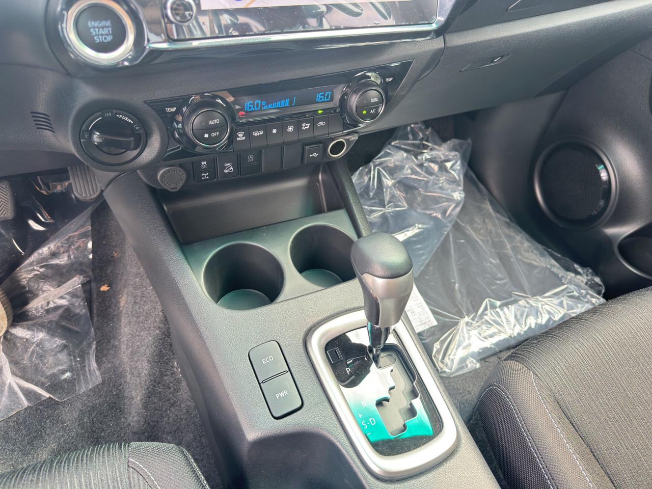 Toyota Hilux MY25 2.4 d-4d double cab Executive