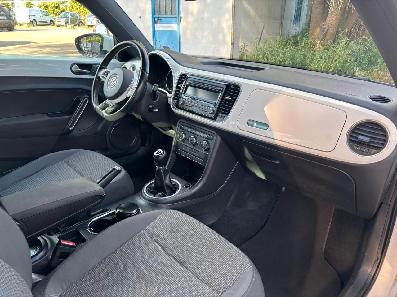 VOLKSWAGWEN MAGGIOLINO 1.6 TDi Design - 2012