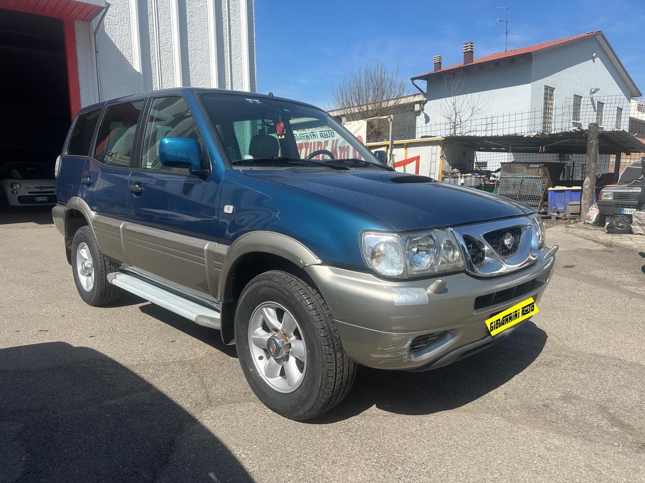 Nissan Terrano II 2.7 Tdi 5 porte - 7 Posti