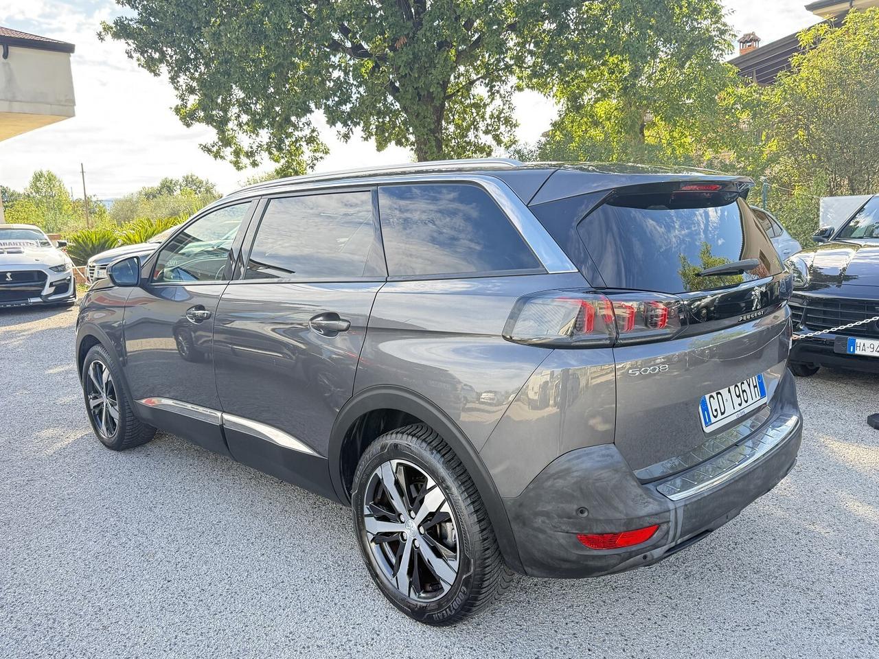 PEUGEOT 5008 1.5TDCI 4X4 GT LINE 7 POSTI