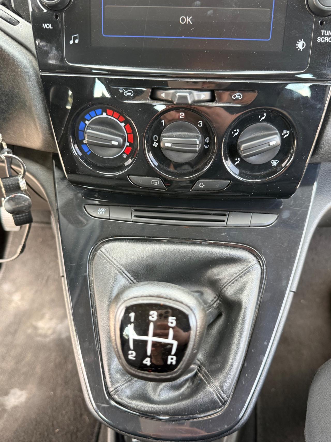 Lancia Ypsilon 1.2 69 CV 5 porte GPL Ecochic Elefantino Blu