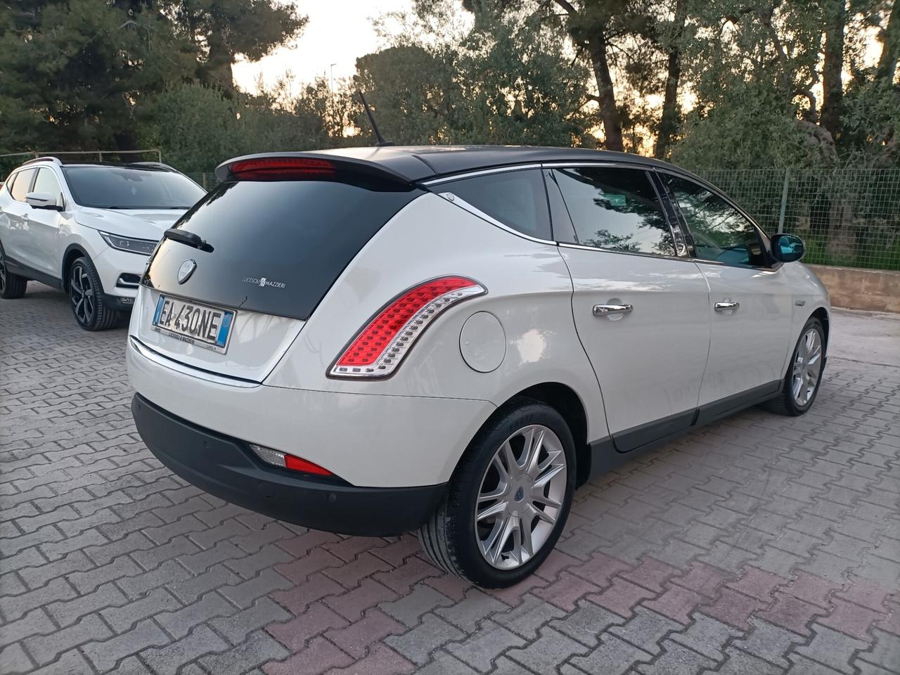 Lancia Delta 1.4 T-Jet 120 CV Platino Ecochic GPL