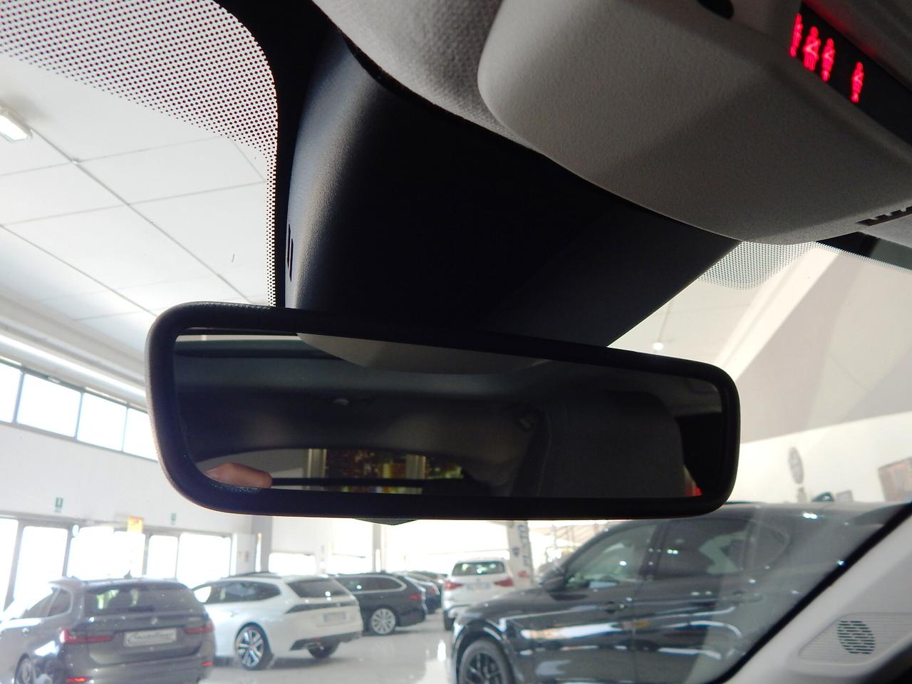 Citroen C4 1.5 bluehdi Shine EAT8 S&S TETTO-NAVI-PELLE-LED