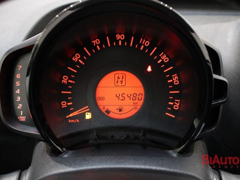 Toyota Aygo Aygo 5p 1.0 x-play tss m-mt