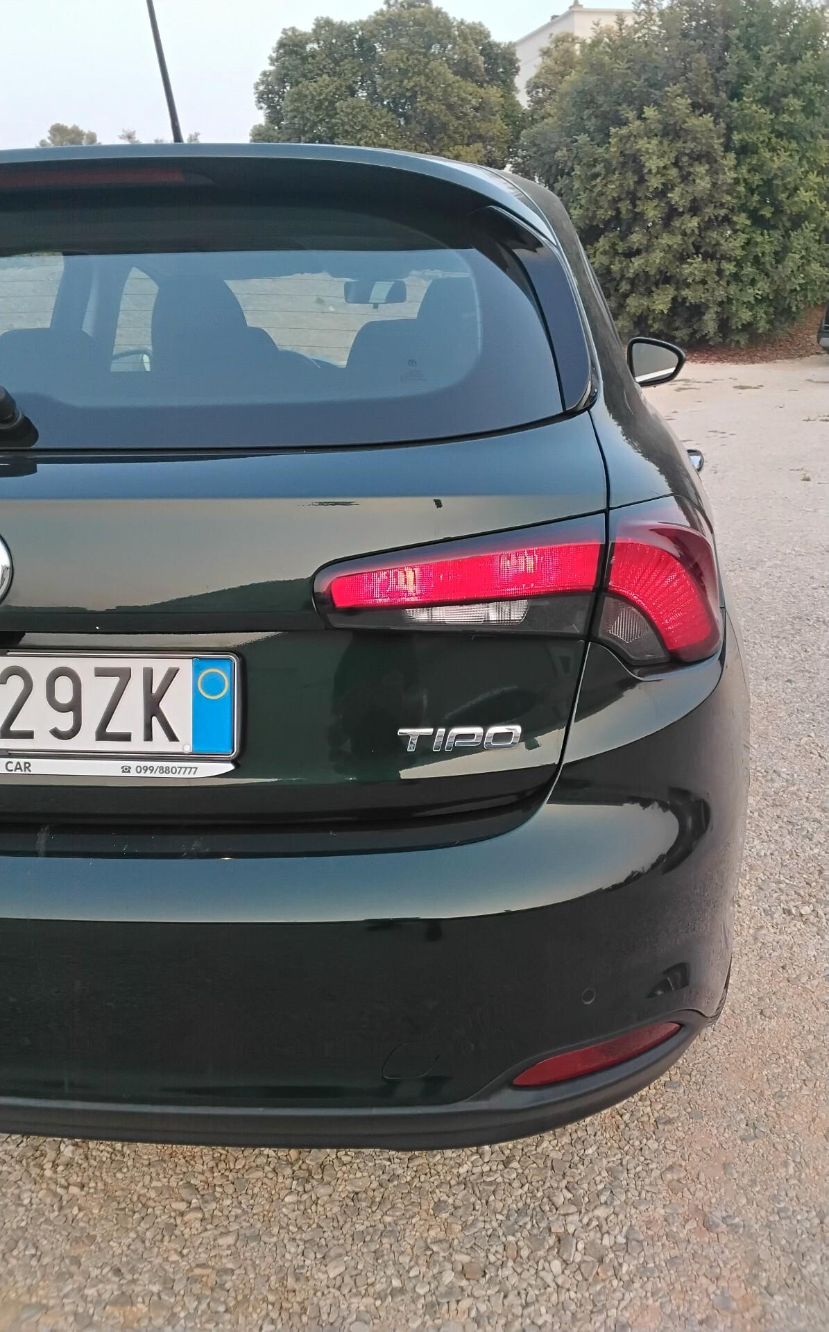 Fiat Tipo 1.6 Mjt S&S 5 porte Sport