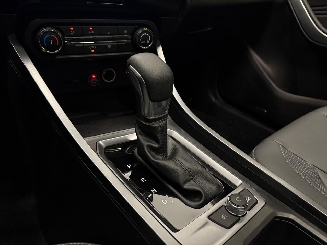 Dr 3.0 1.5L CVT GPL*BLACK*