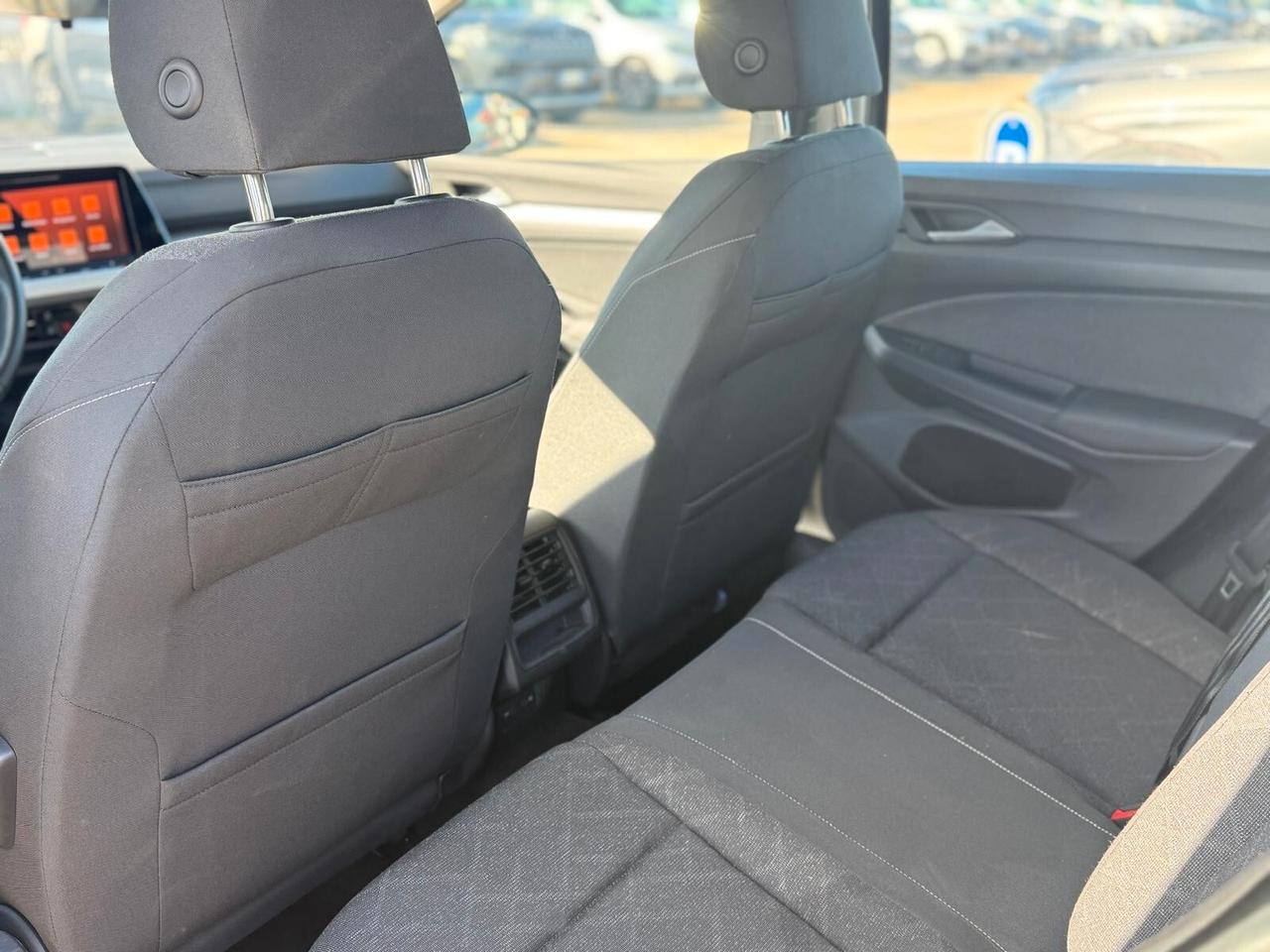 VW GOLF 8 1.0 HY DSG LIFE - KM 20.000 - AZIENDALE