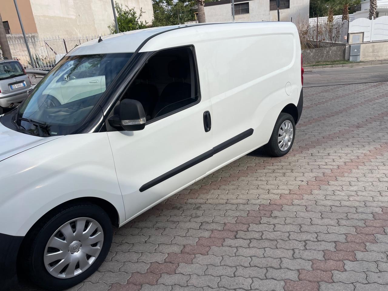 Opel Combo 1.6 CDTI 105CV PC-TN Van (750kg) E5+