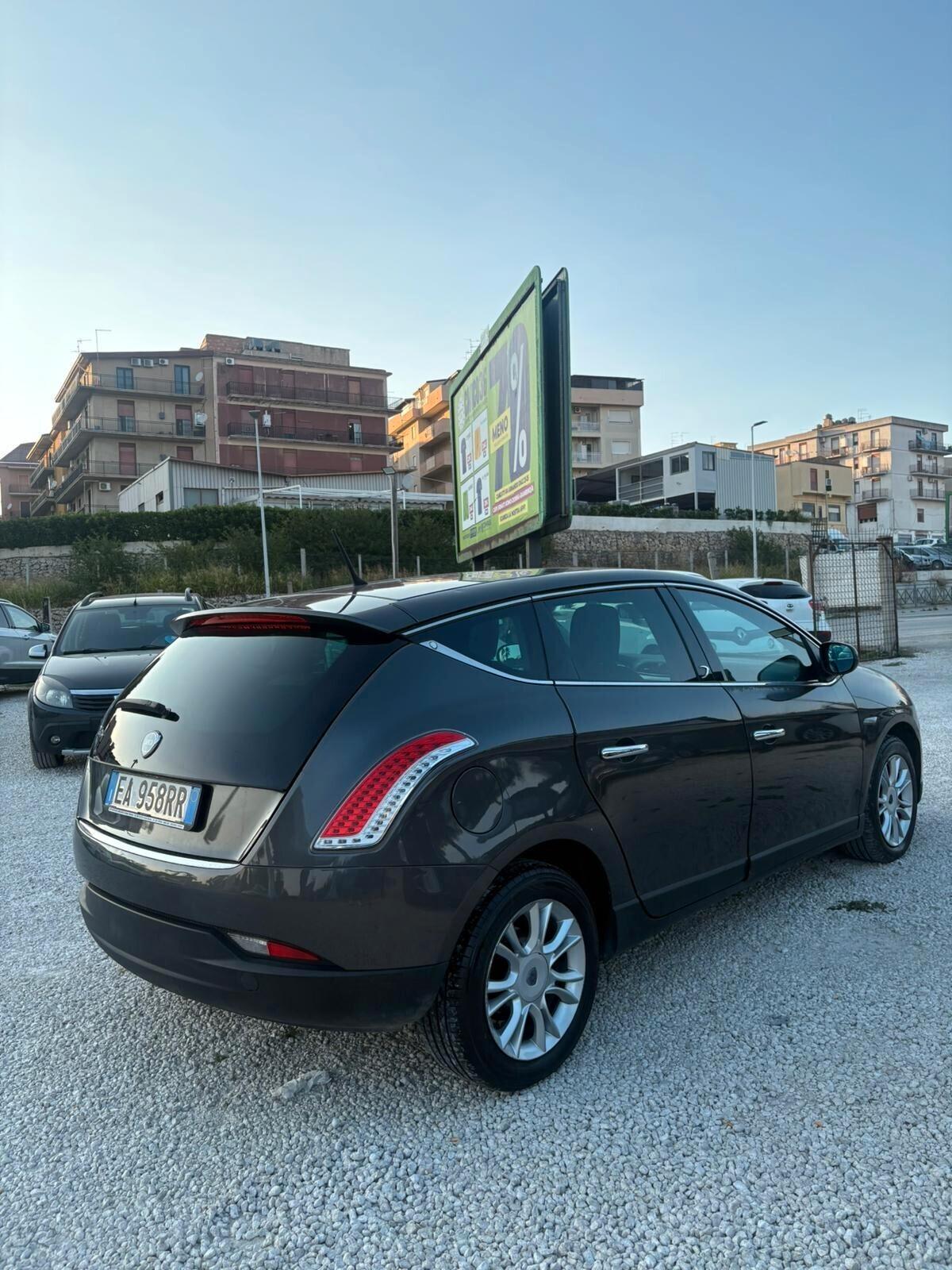 Lancia Delta 1.6 MJT DPF Selectronic Platino