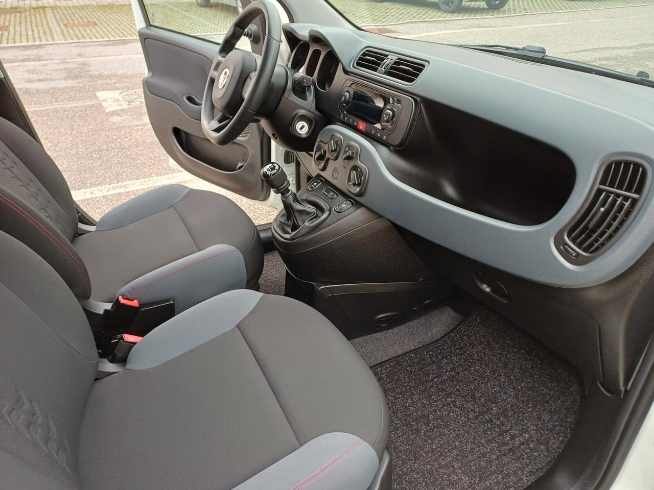 Fiat Panda 1.0 FireFly 69 cv S&S Hybrid 5 posti Easy