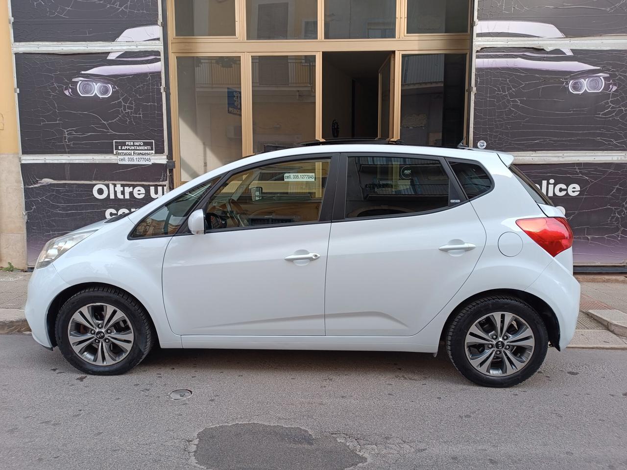 Kia Venga 1.4 CRDi 90CV COOL TETTO NAVI CAMERA