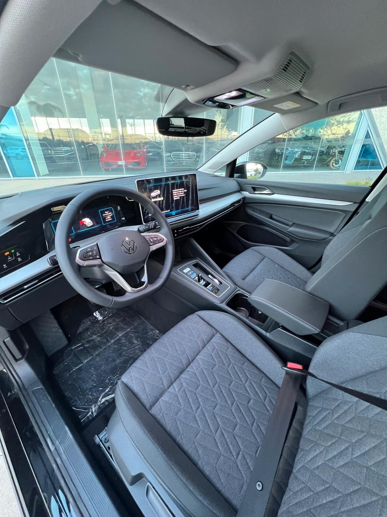 Volkswagen Golf 1.5 TSI eHybrid DSG Style possibilità noleggio no scoring