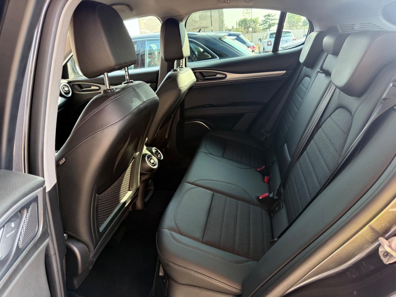 Alfa Romeo Stelvio 2.2 Turbodiesel 190 CV AT8 Q4 Sprint