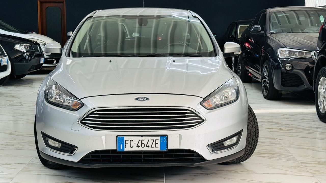 Ford Focus 1.6 120 CV GPL SW Titanium