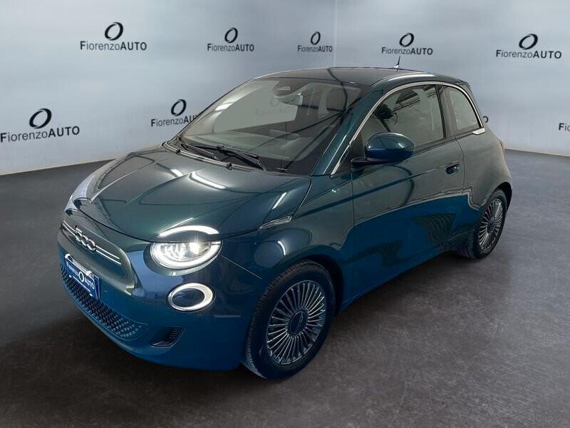 Fiat 500 500e Berlina 42 kWh La Prima