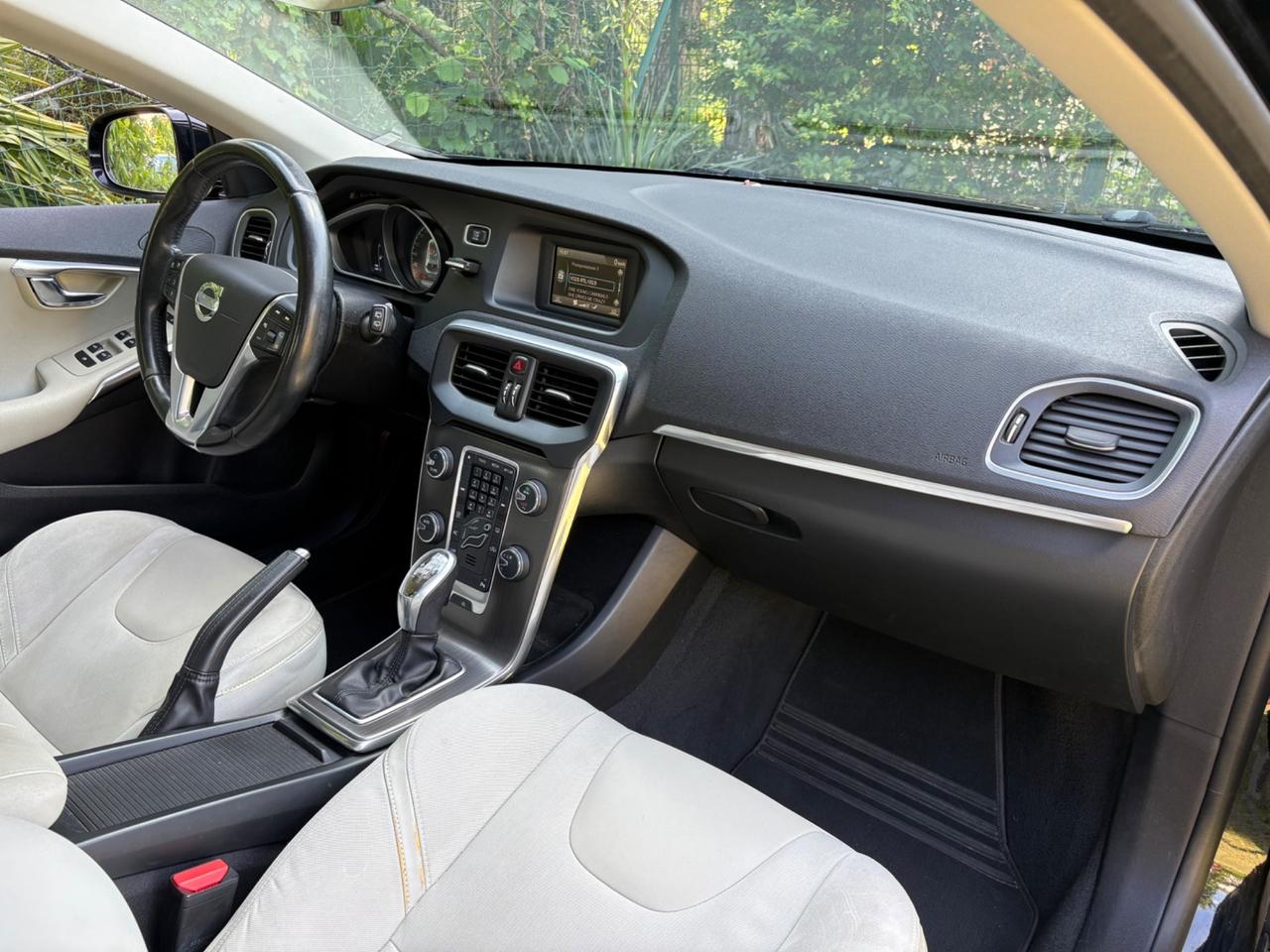 Volvo V40 2.0 D3 150 Geartronic perfetta
