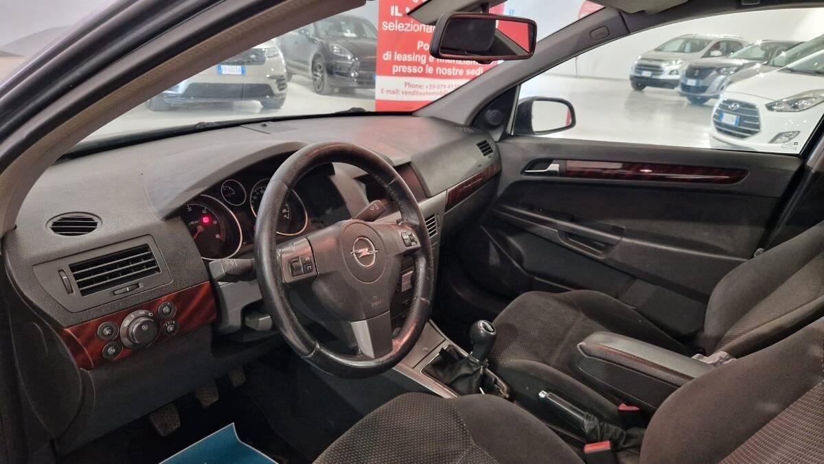 Opel Astra 1.7 cdti Cosmo 5p