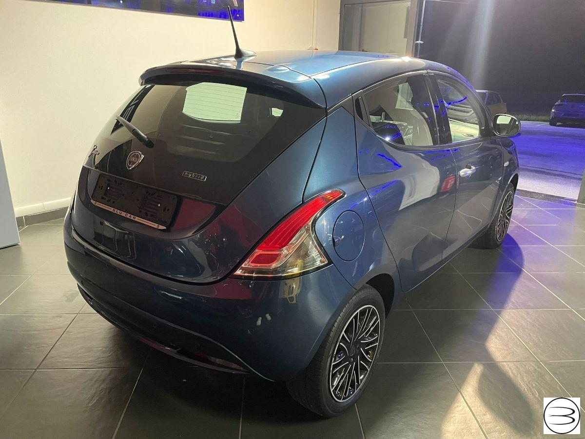 LANCIA - Ypsilon - 1.0 FireFly 5p.S&S Hybrid Silver