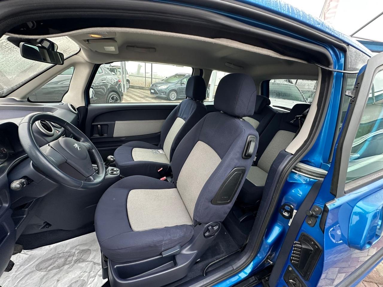 Peugeot 1007 Neopatentati 69€ al mese