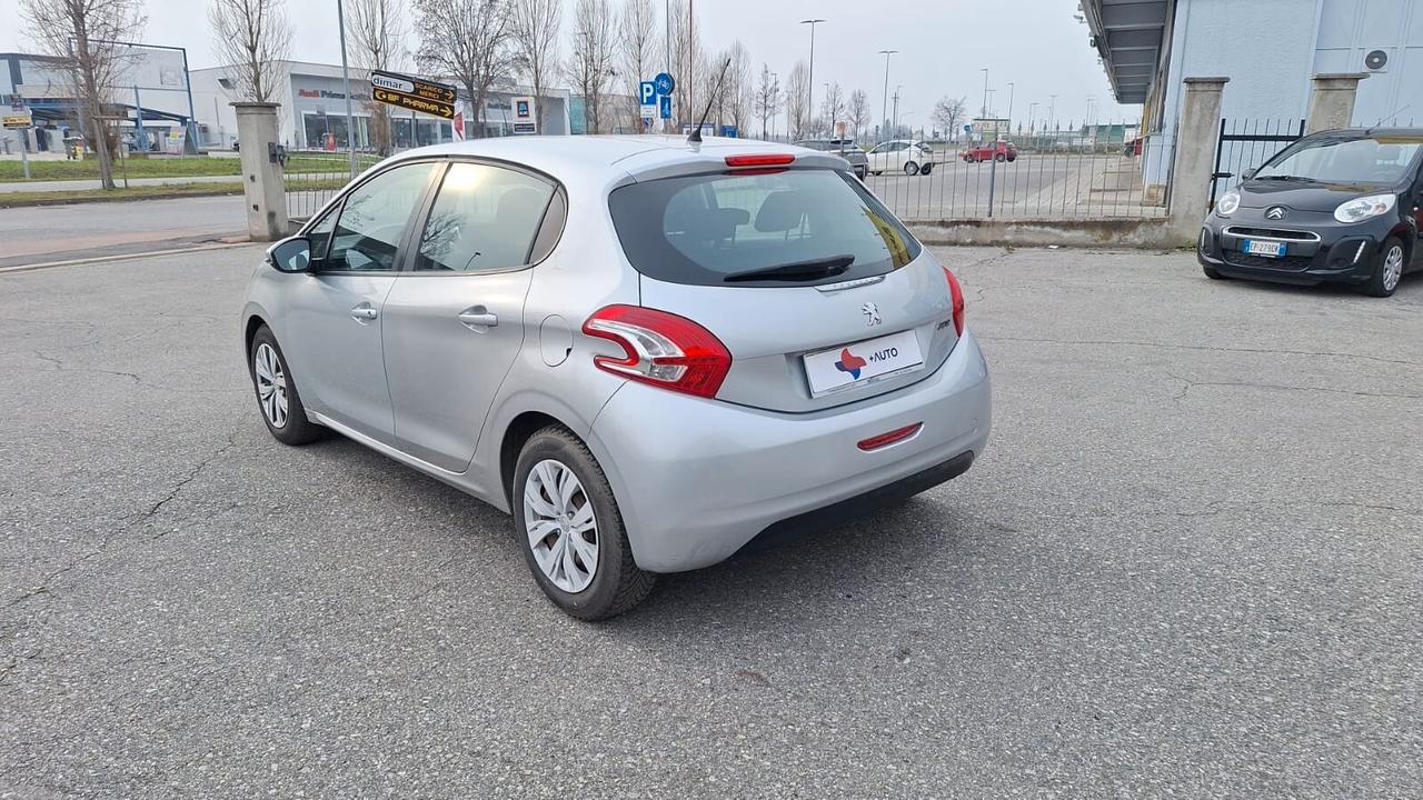 Peugeot 208 1.4 HDi 68 CV 5 porte Access