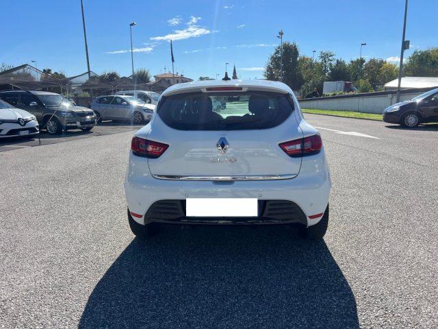 RENAULT Clio dCi 8V 75 CV 5 porte Moschino Life