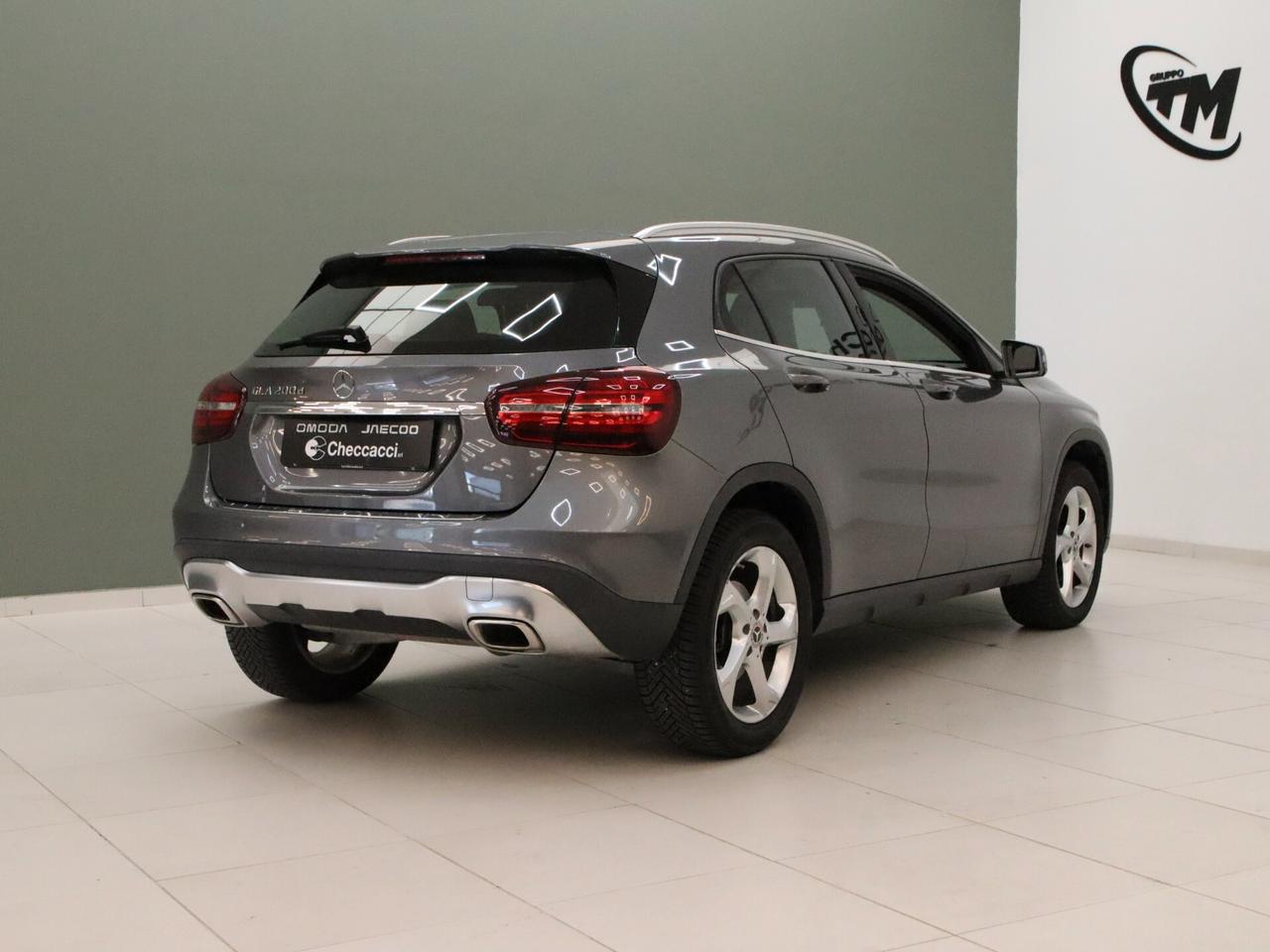 Mercedes-Benz GLA 200, 09/2017 -X156 2017 d Sport auto