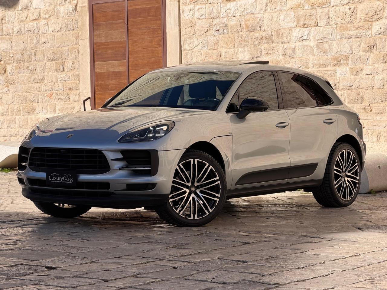 Porsche Macan 2.0 TURBO 245 CV PDK TETTO PASM