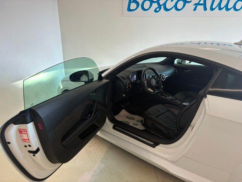 AUDI TT Coupé 2.0 TFSI quattro S tronic S line