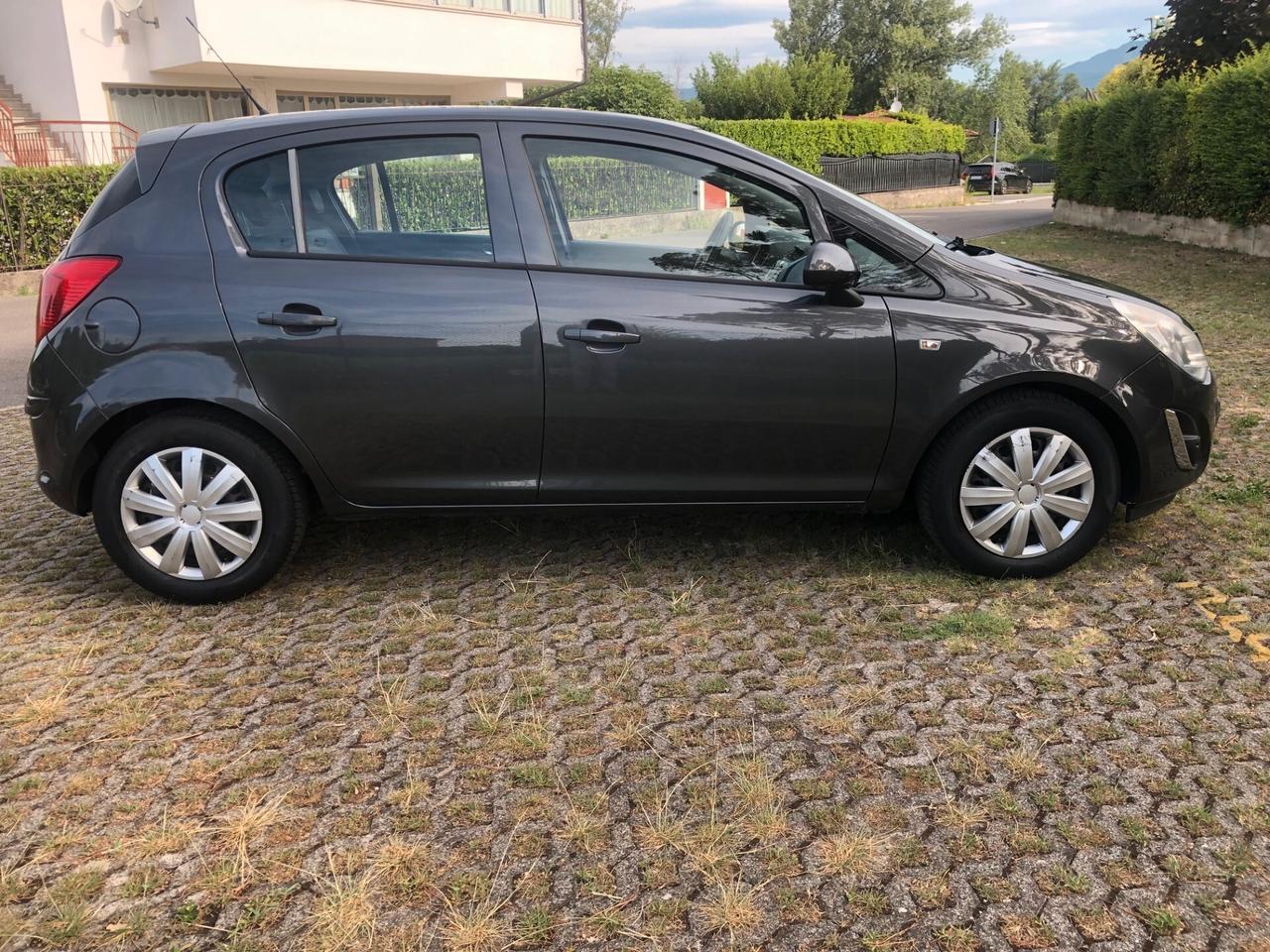 Opel Corsa 1.2 5 porte Edition