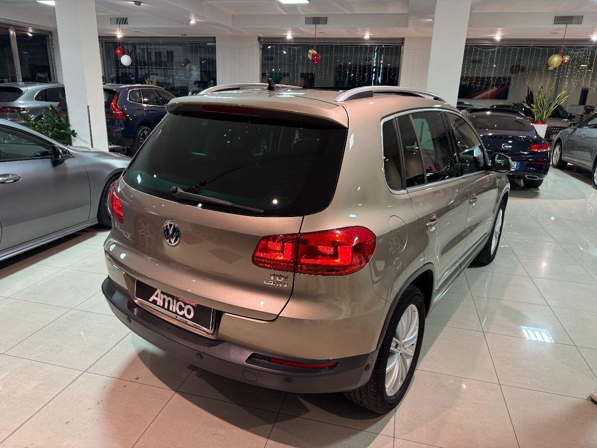 VOLKSWAGEN Tiguan 2.0 TDI 110 CV Sport & Style Tetto