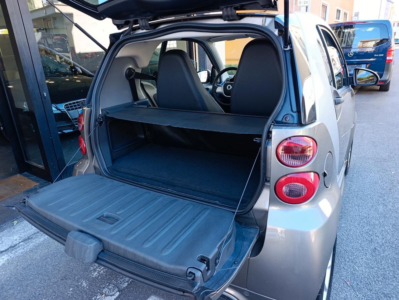 Smart ForTwo 1.0 71 cv MHD coupé passion solo km 41.176