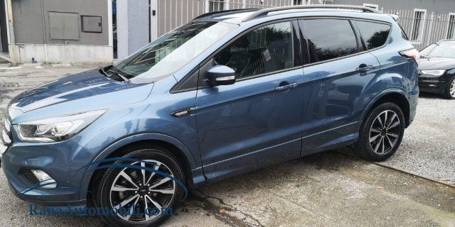 FORD Kuga 1.5 TDCI ST-Line fulloptional