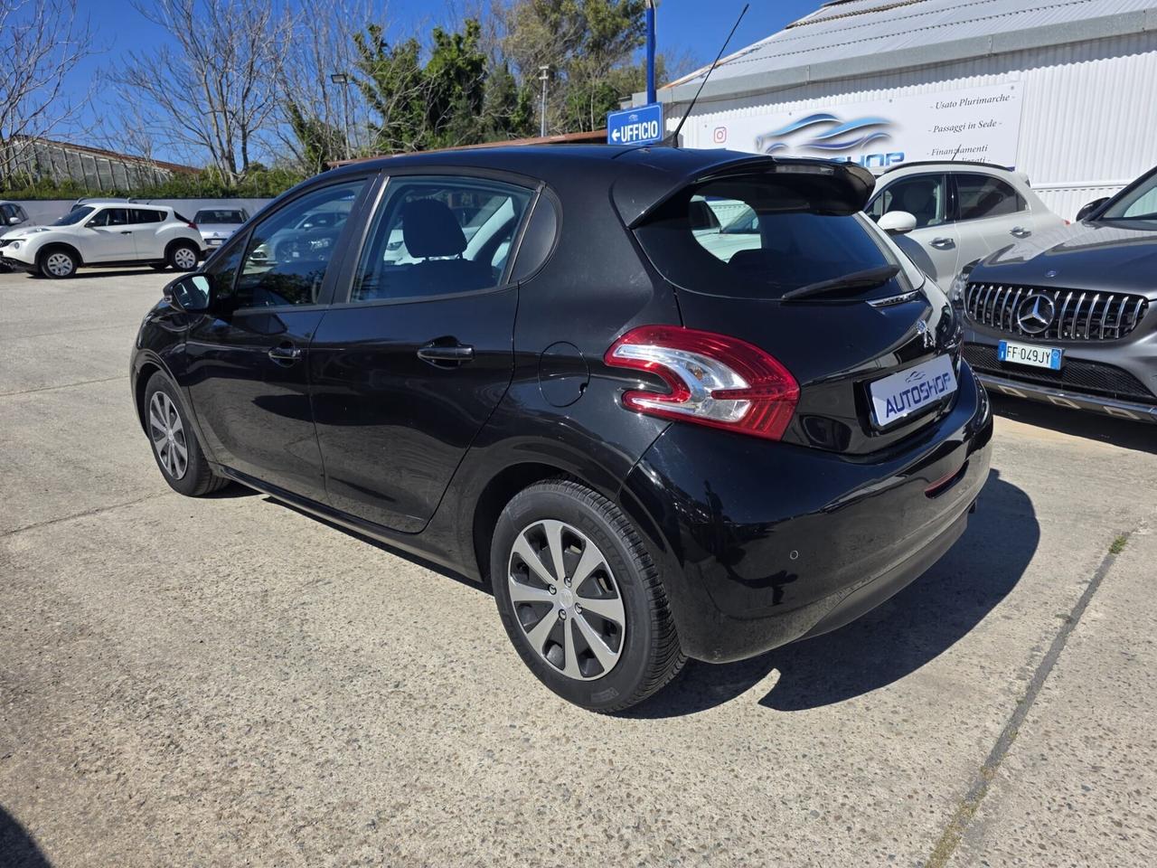 Peugeot 208 1.4 HDi 68 CV 5 porte Active