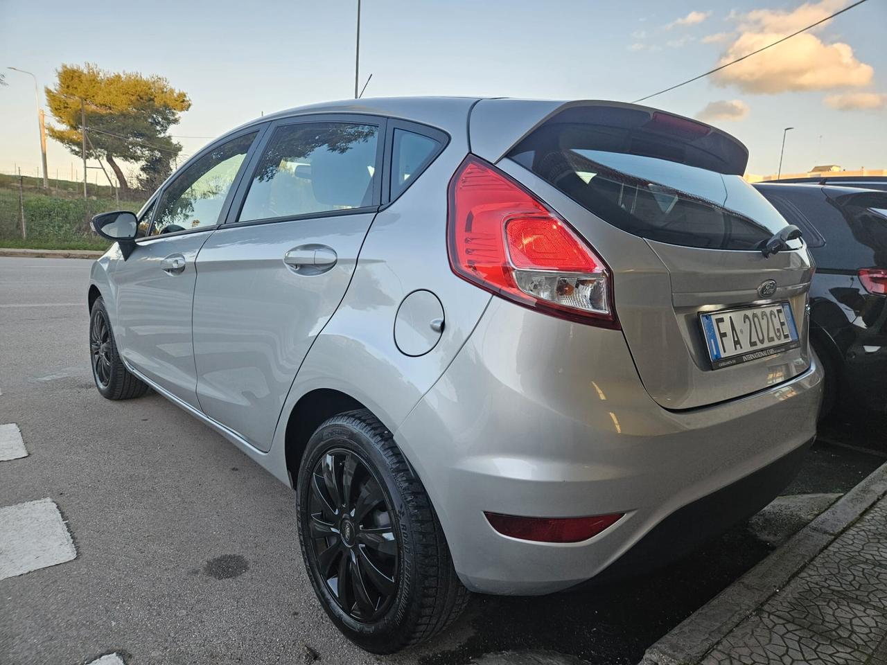 Ford Fiesta 5p. 1.4 BENZ/GPL Titanium 95cv