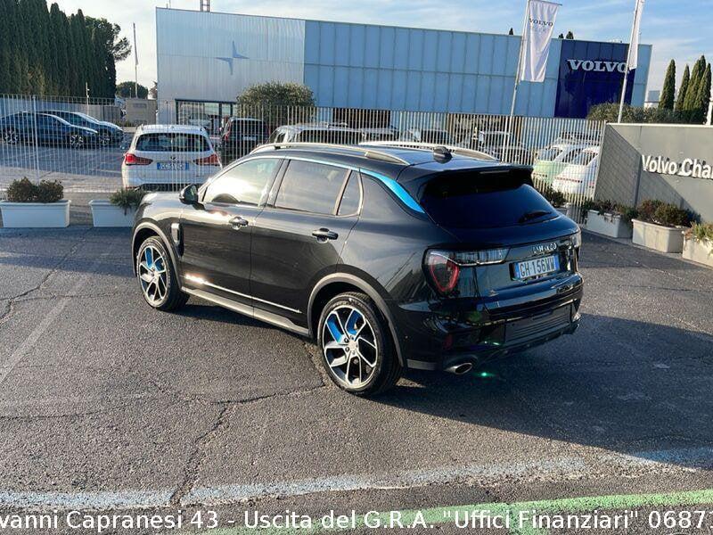 Lynk & Co 01 01 PHEV