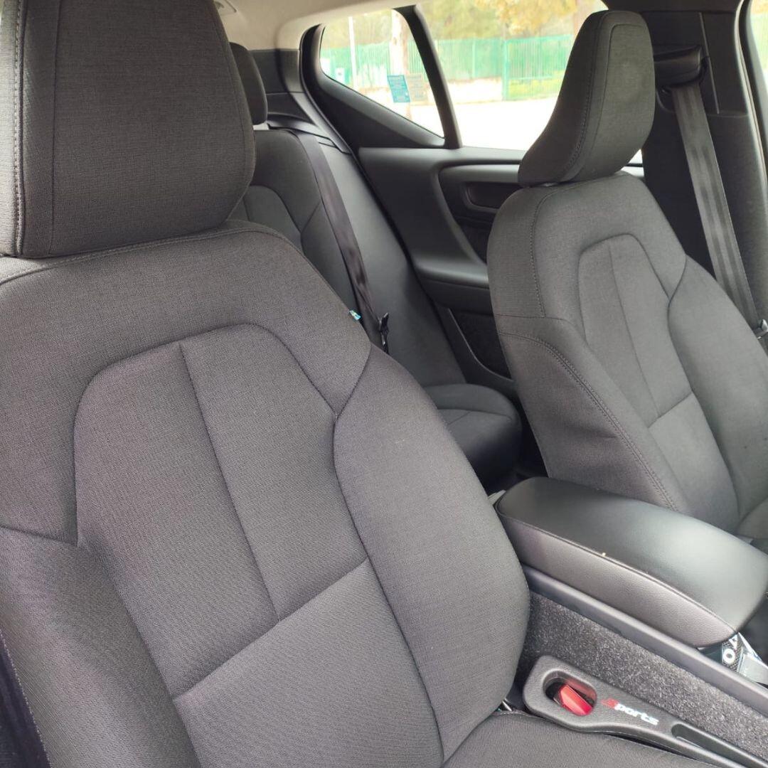 Volvo XC40 D4 AWD Geartronic Momentum