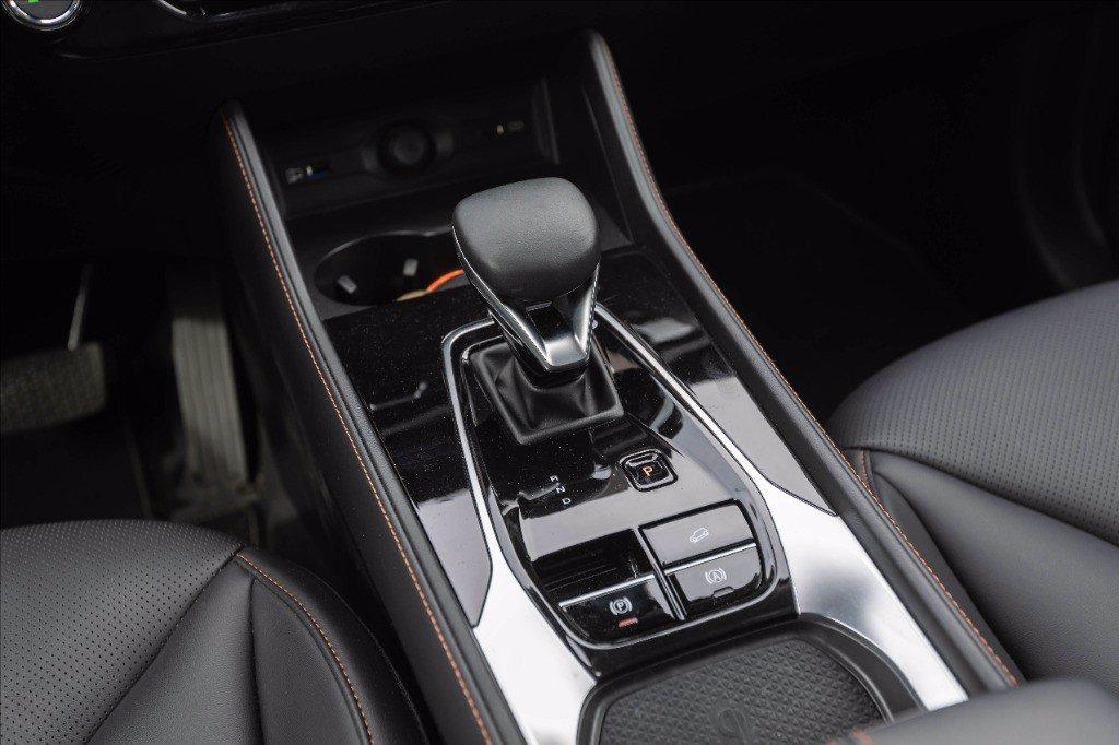 MG HS 1.5 phev Luxury auto del 2025