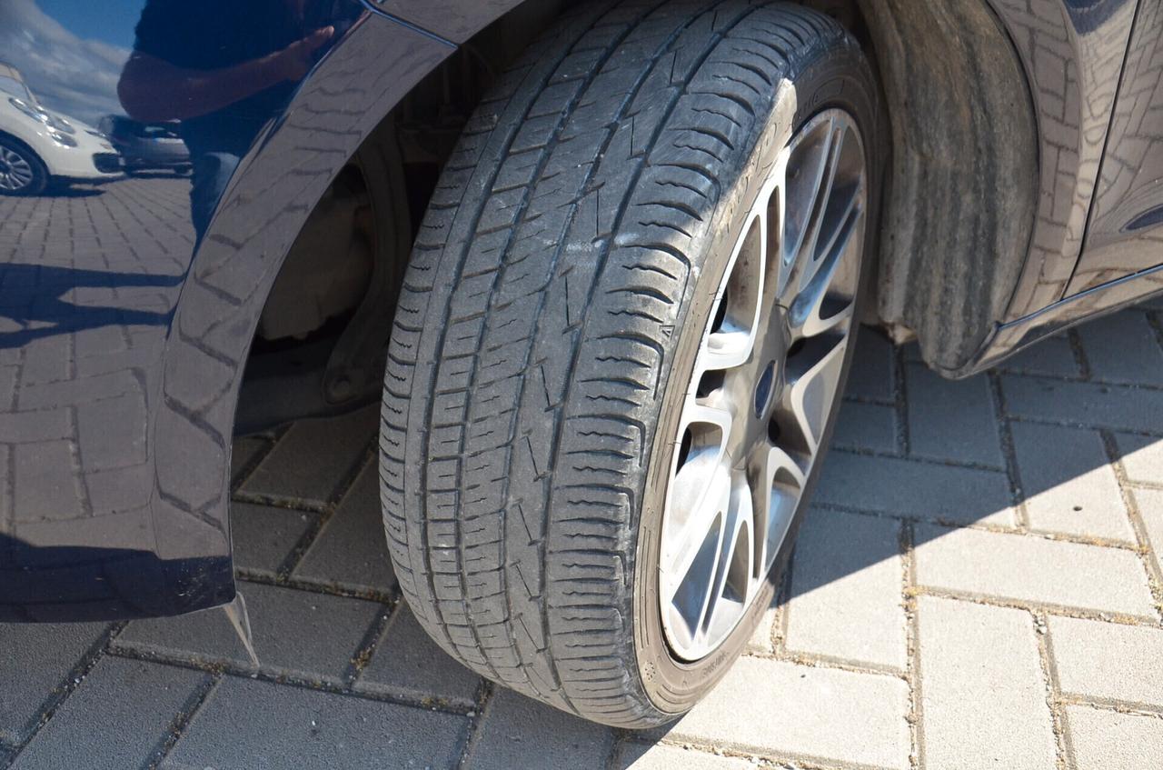 Lancia Ypsilon 1.3 MJT 16V 95 CV 5 porte S&S Gold