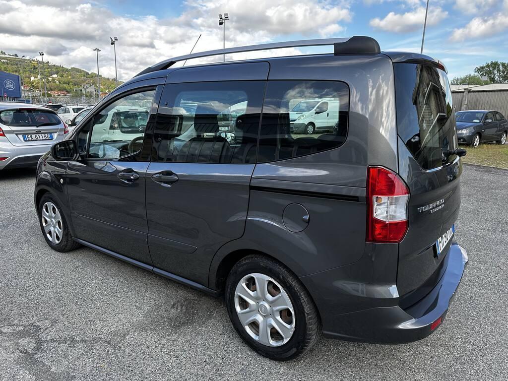 Ford Tourneo Courier 1.5 tdci 75cv plus E6