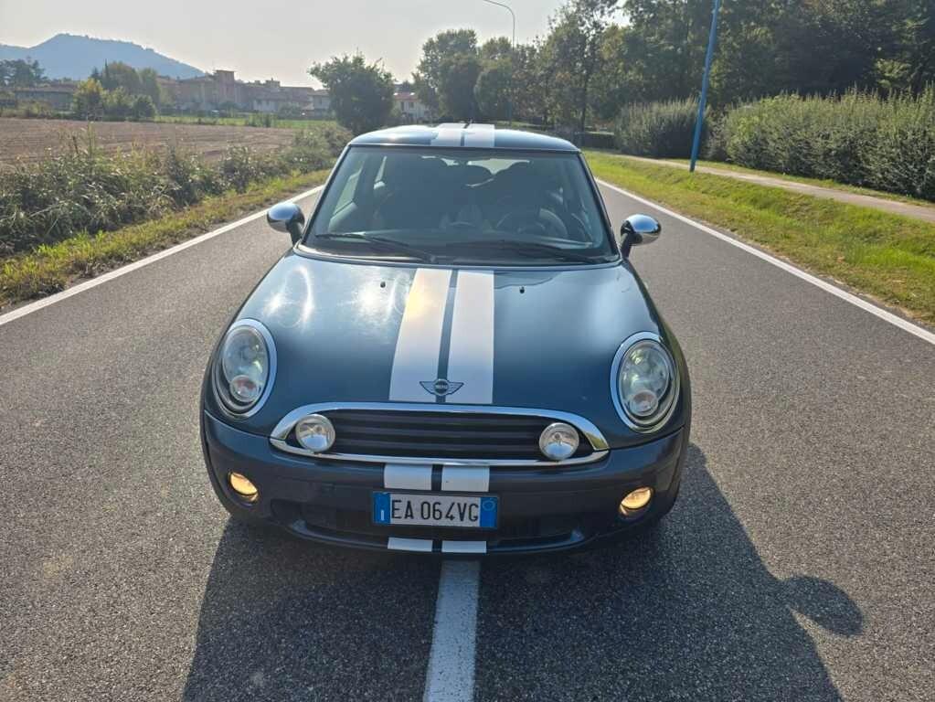 MINI 1,6 BENZINA- ABBEY ROAD- OK NEOPATENTATI