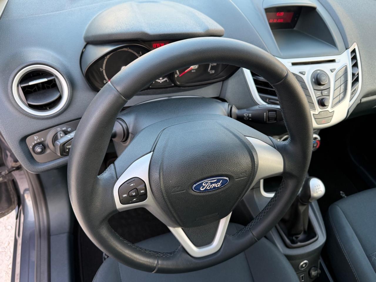 Ford Fiesta 1.4 16V 5p.Bz.- GPL Business UNICO PRO